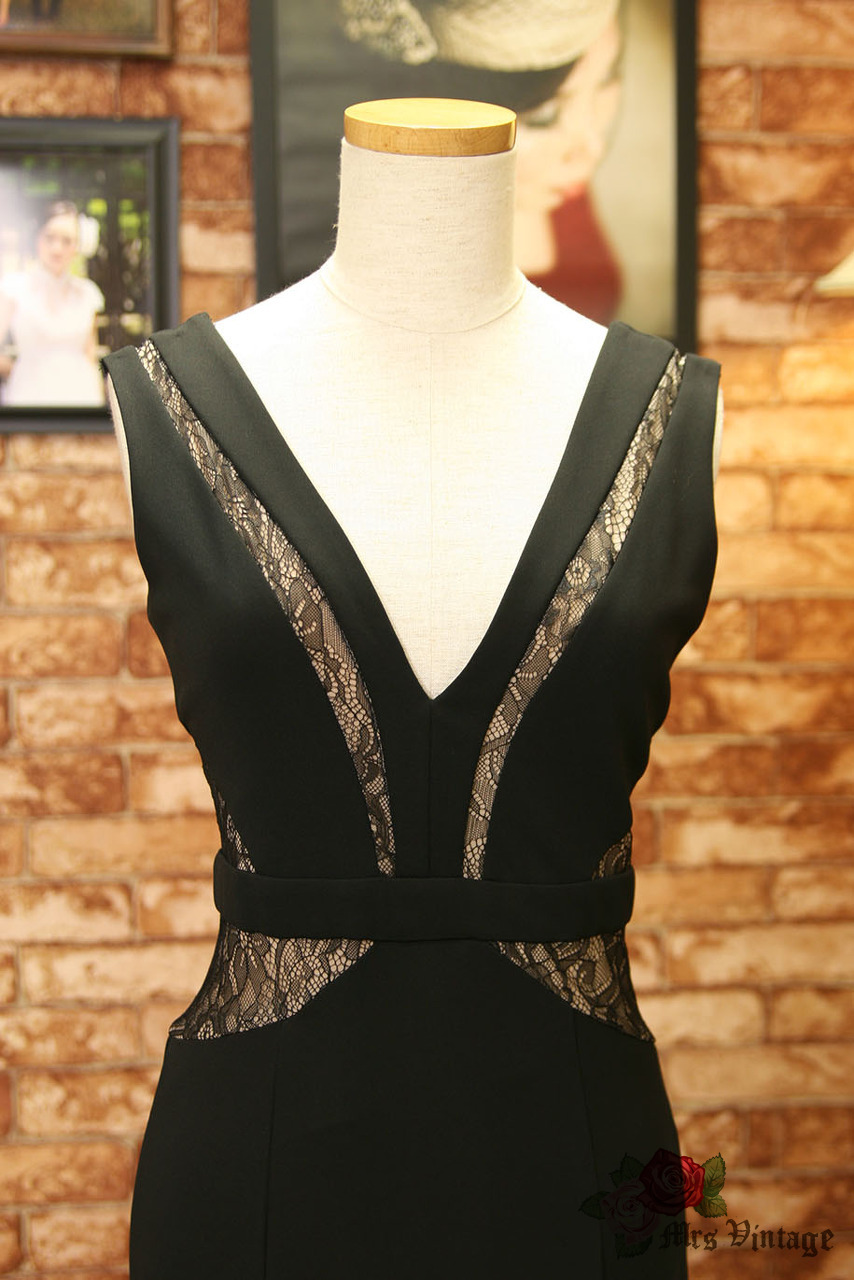 bcbgmaxazria black lace dress