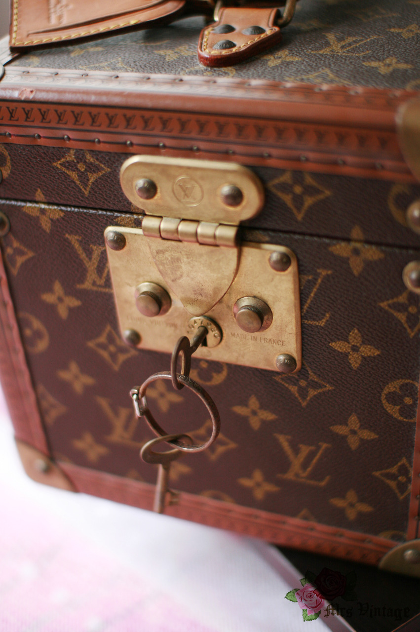 Pre-Owned Louis Vuitton Monogram Bowat Flacon M21828 Makeup Box Case Trunk  (Fair) 