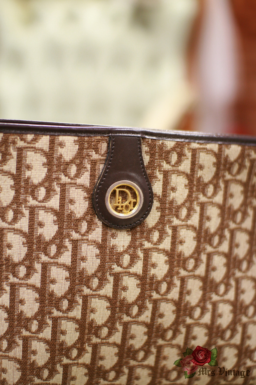 christian dior monogram shoulder bag