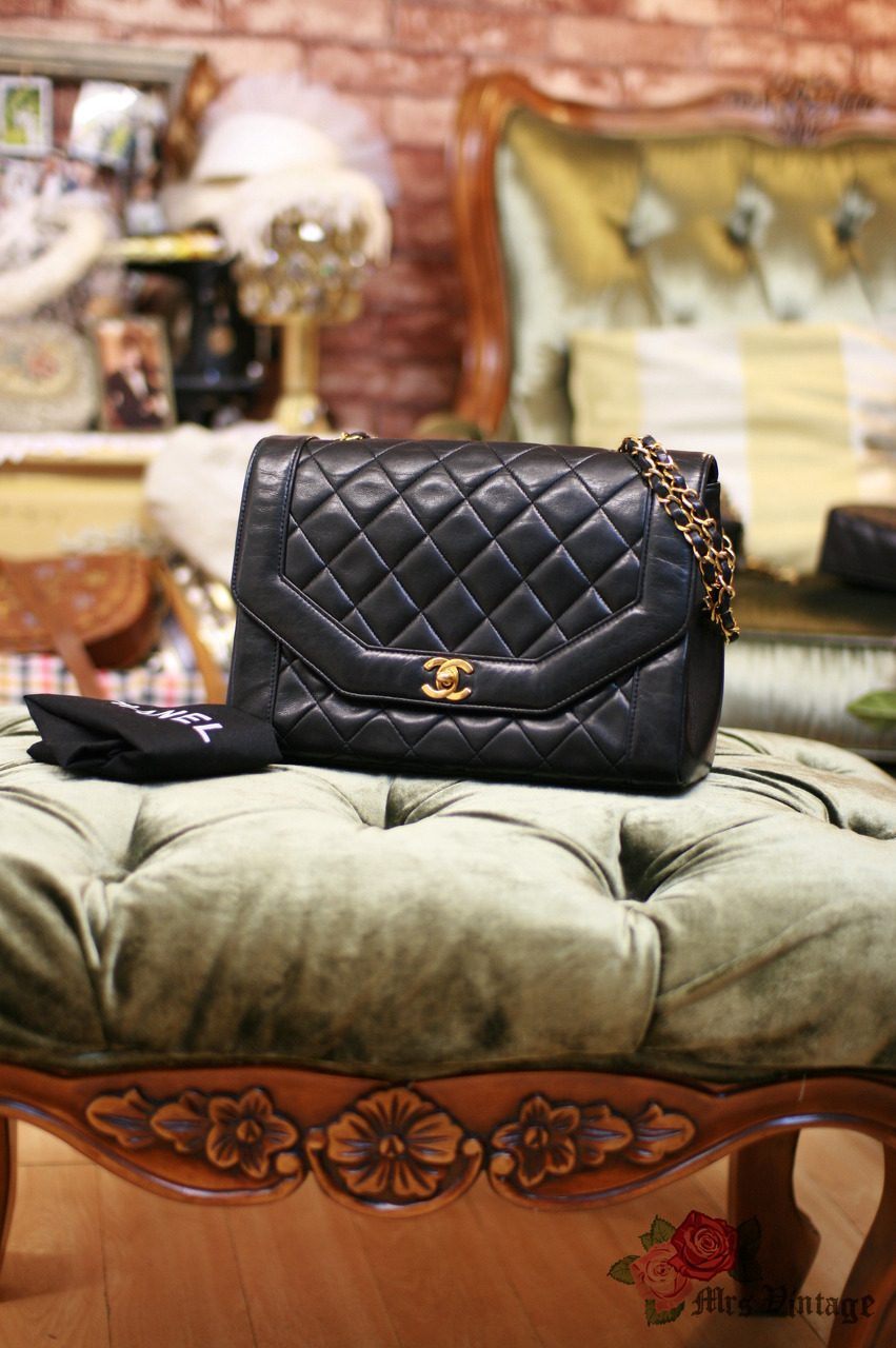 Chanel 19 Small Flap Bag C1160-black