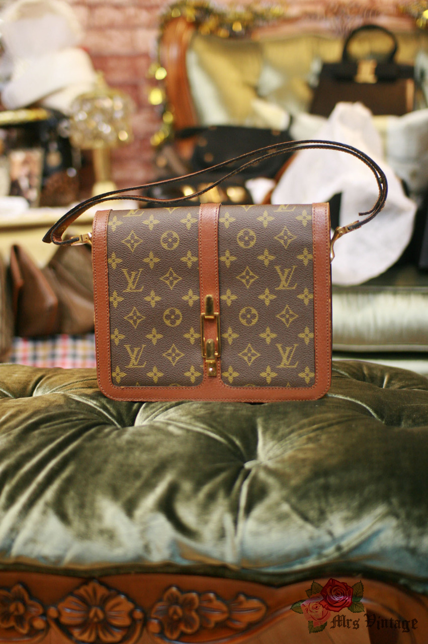 Vintage 1990s Louis VUITTON Brown Monogram Canvas Handbag 