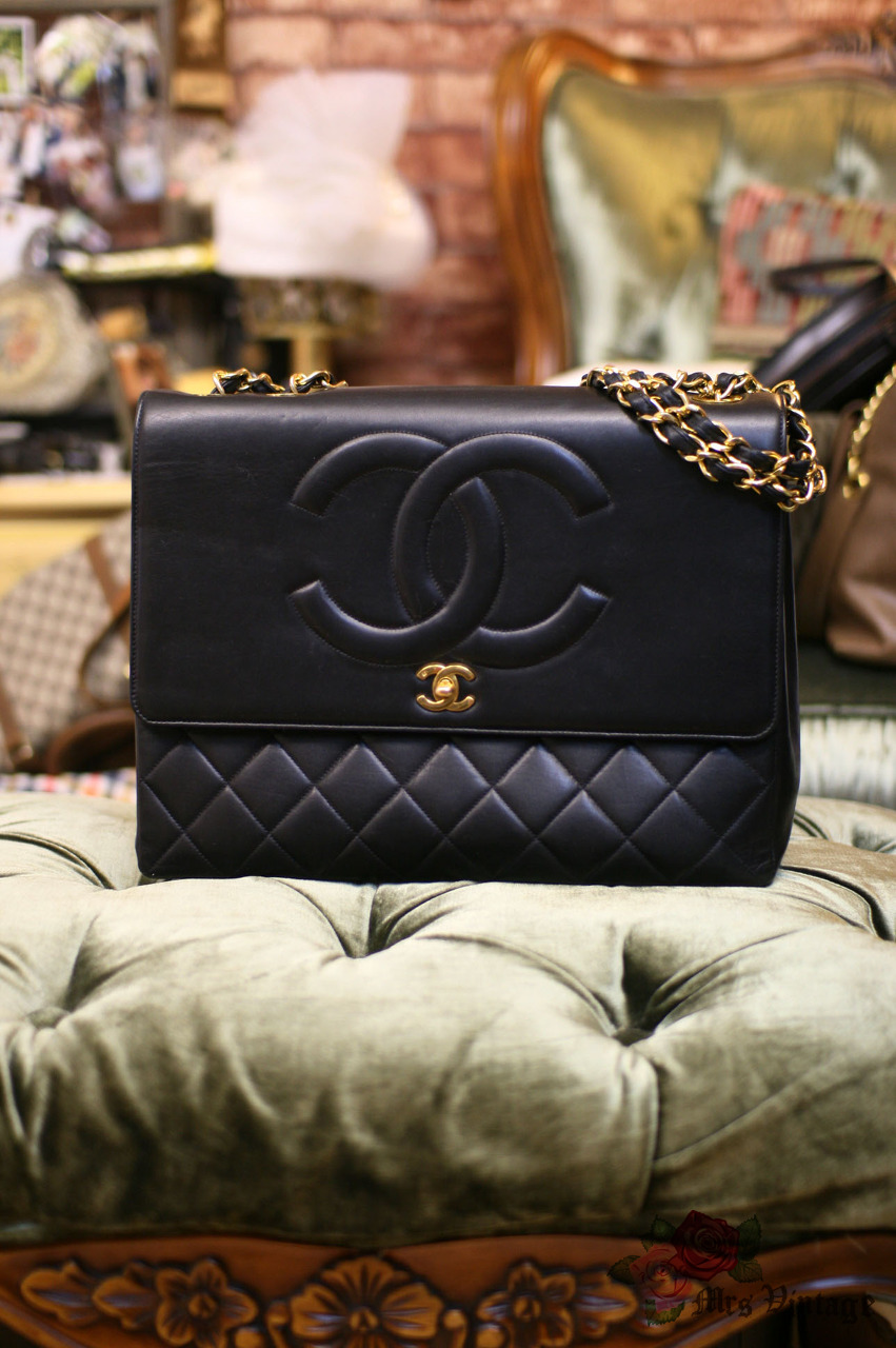 1980s Chanel Vintage Maxi Jumbo Black Leather Bag at 1stDibs