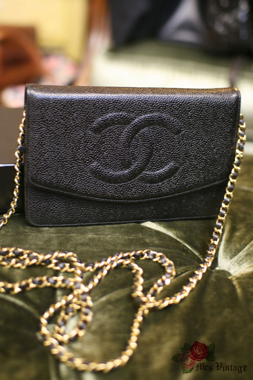 Vintage CHANEL Black Caviar Wallet On Chain WOC Flap Bag Gold HW