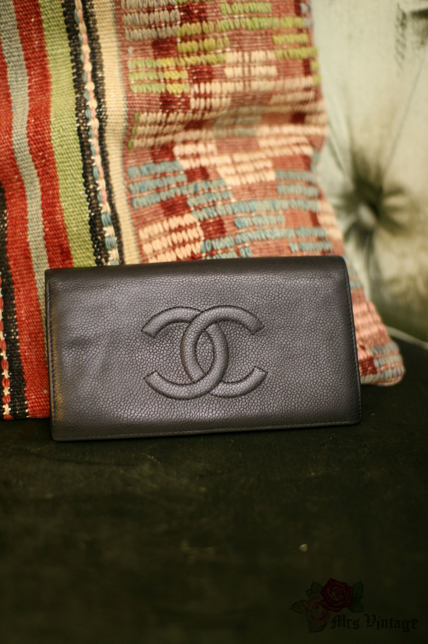 Chanel Vintage Pink Wallet CC Logo-caviar Lambskin Leather 