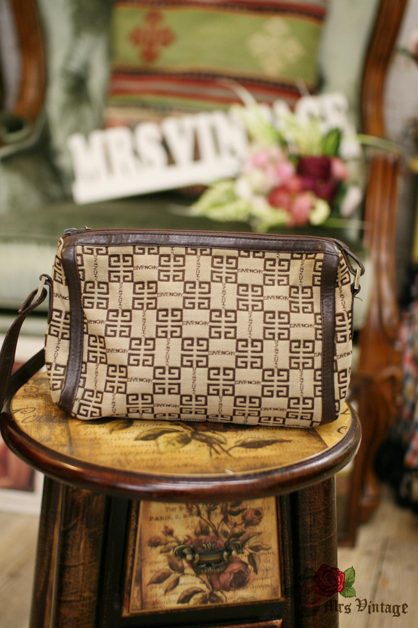 Givenchy Vintage Canvas Brown Shoulder Bag.