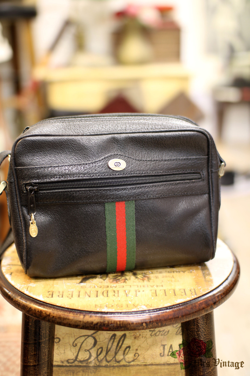 black vintage gucci bag