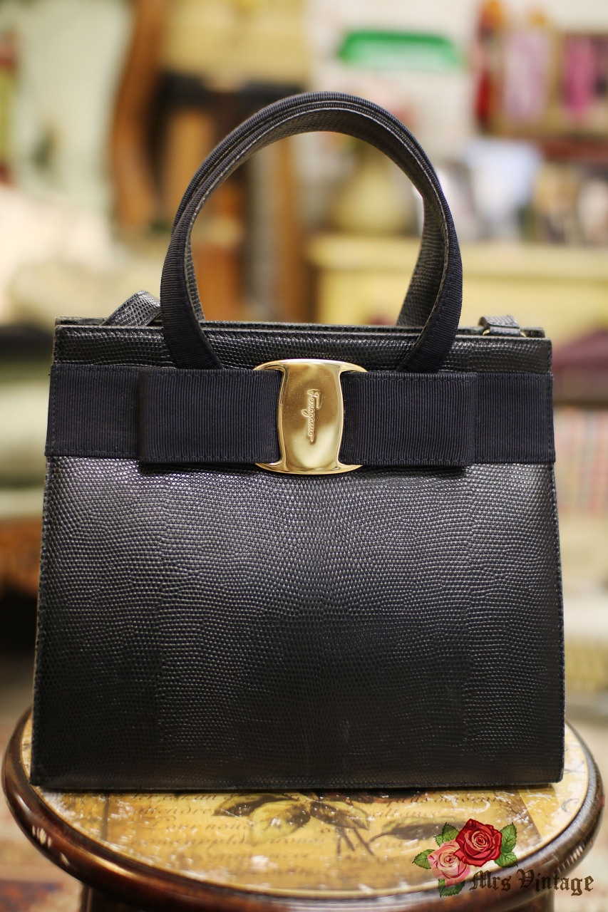 vintage ferragamo kelly bag