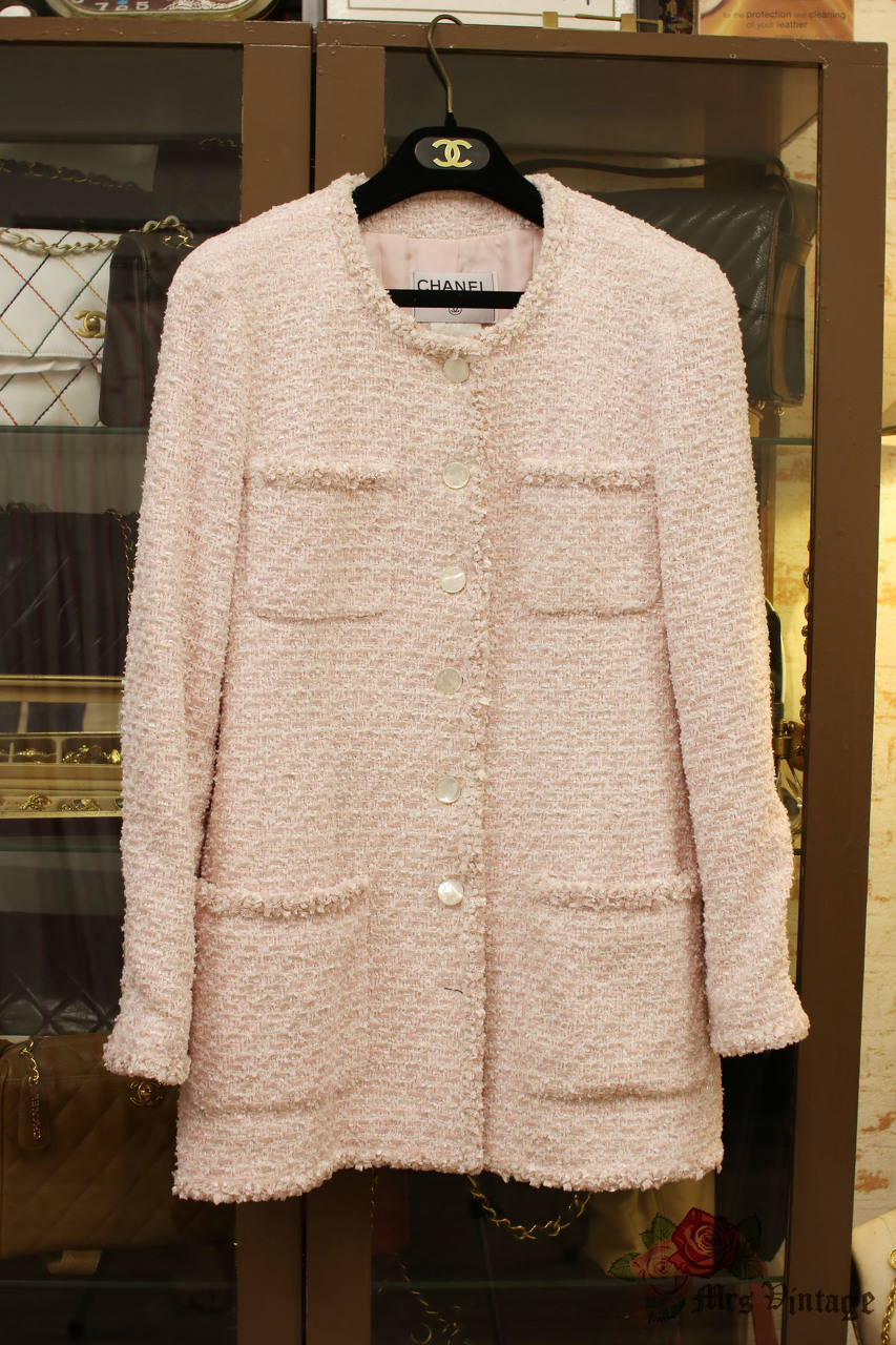 Vintage Chanel Pink and White Tweed Jacket Medium Length Size 38