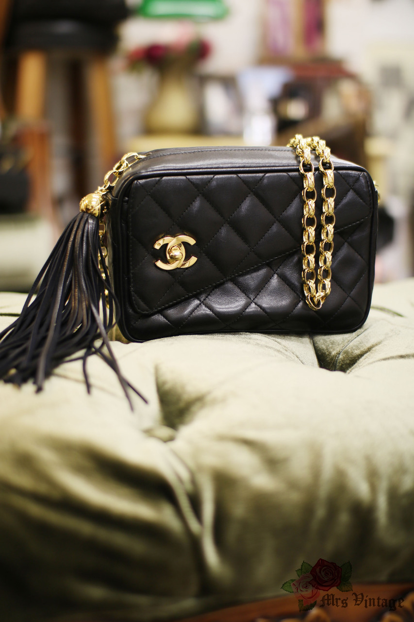 Chanel Vintage Chanel 7 Black Quilted Leather Tassel Pochette