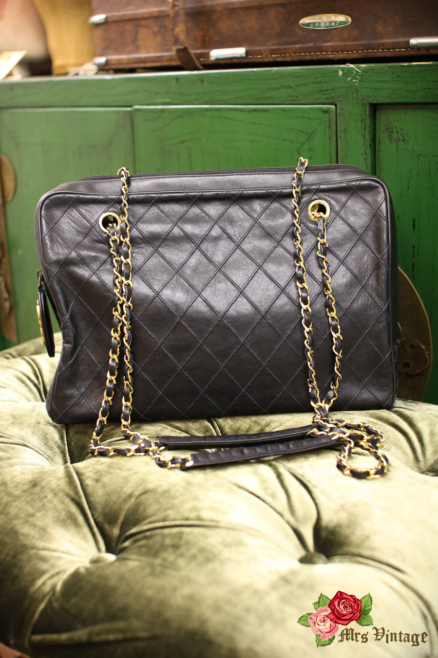 chanel vintage black lambskin leather quilted tote bag