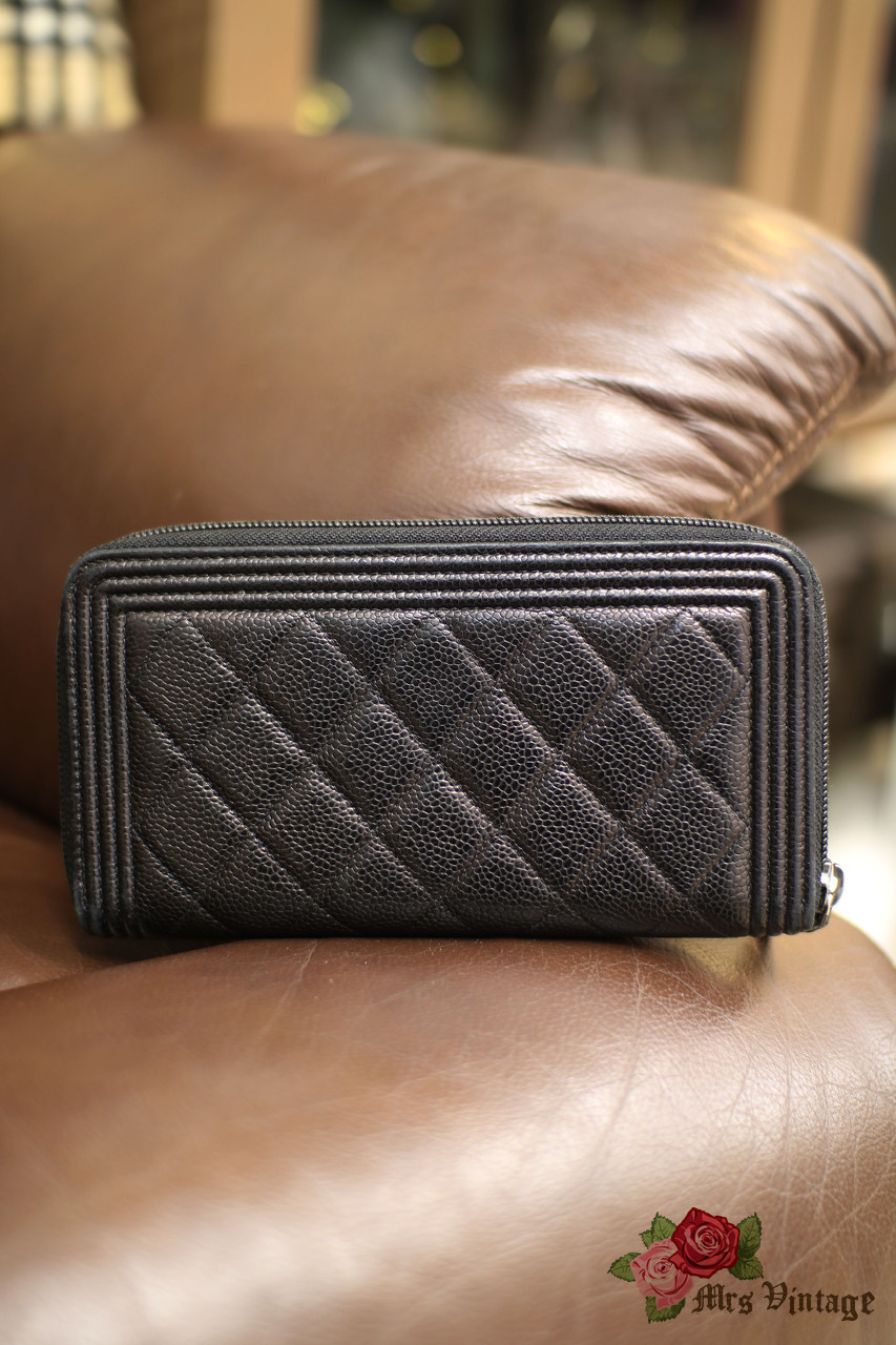 Black Caviar Small Wallet – Opulent Habits