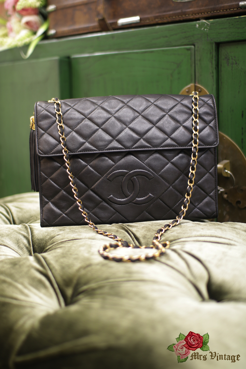 Vintage Chanel Black Diamond Quilted Tassel Flap Bag 27cm wide