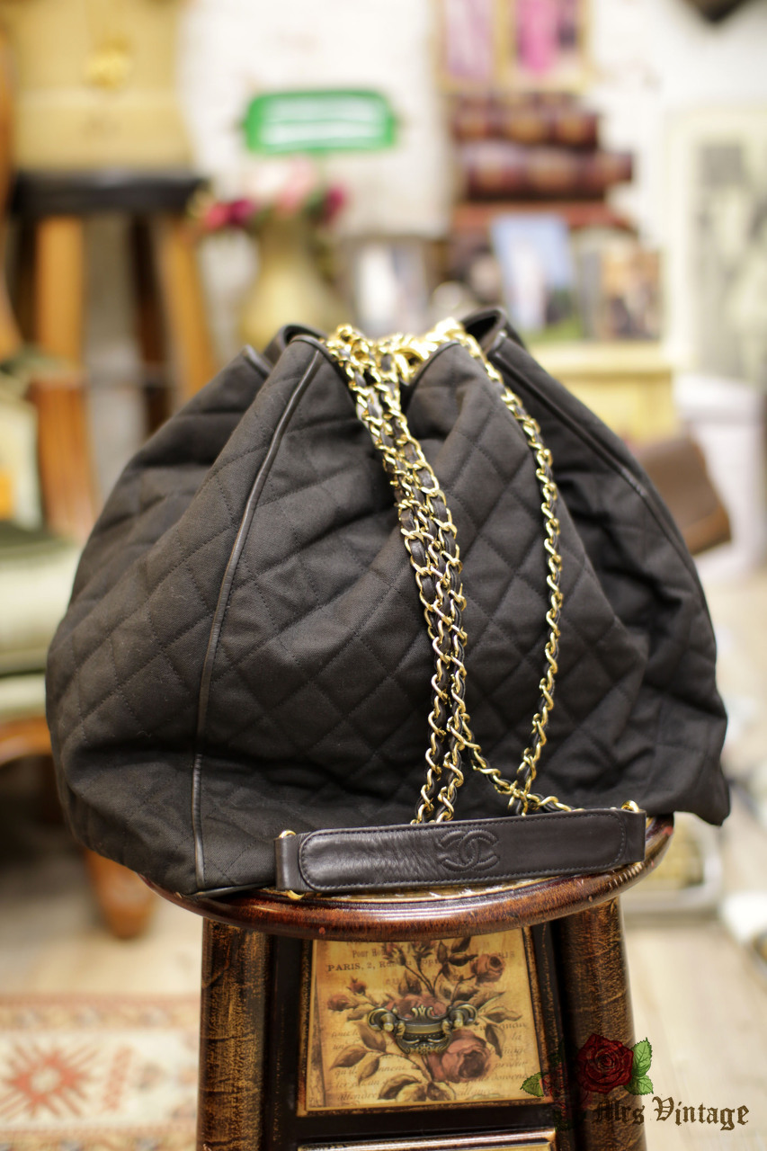 Vintage Chanel Black Lambskin Bucket Bag Rare Medium Size - Mrs Vintage - Selling  Vintage Wedding Lace Dress / Gowns & Accessories from 1920s – 1990s. And many  One of a kind