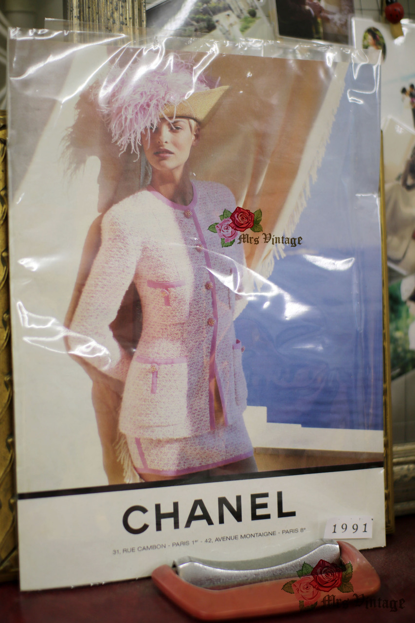 Vintage Chanel Pink Tweed Jacket from 1991 FR36 Same as Linda Evangelista - Mrs  Vintage - Selling Vintage Wedding Lace Dress / Gowns & Accessories from  1920s – 1990s. And many One