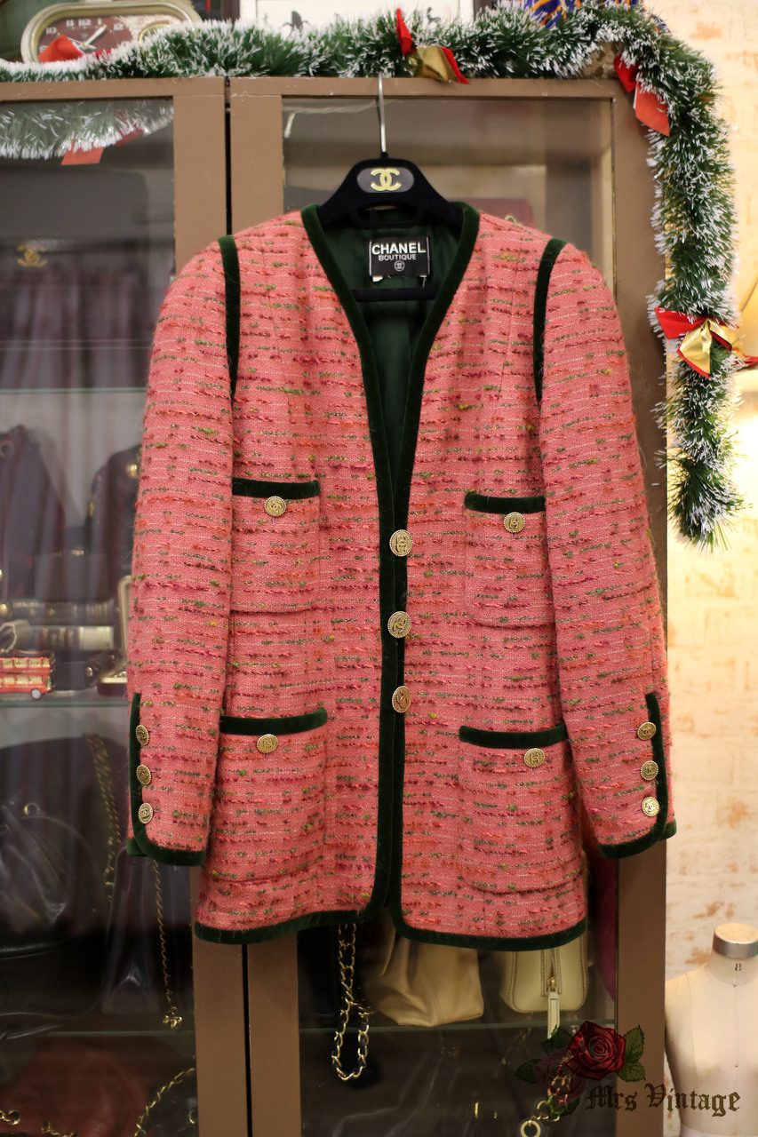Vintage Chanel Rose Pink With Green Velvet Trim Tweed Jacket FR38