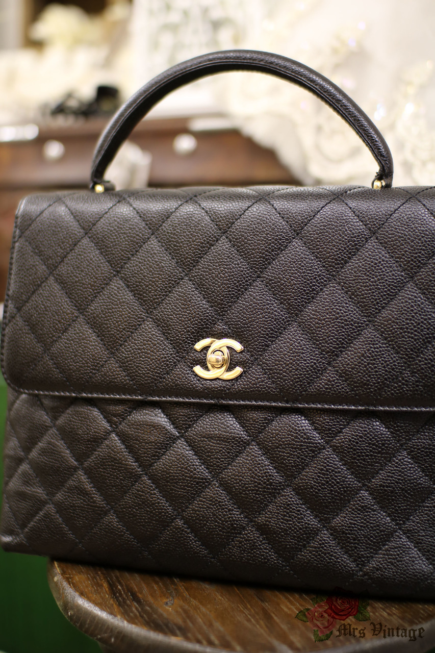 Chanel Kelly Handbag Black Caviar Leather – Timeless Vintage Company