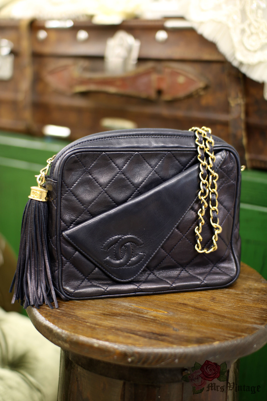 Chanel Vintage Chanel Navy Quilted Leather Shoulder Tote Bag Gold