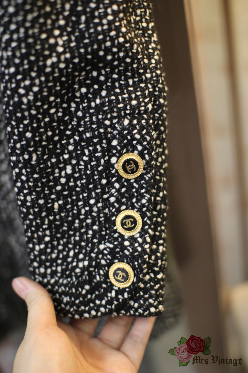 Chanel tweed suit - Gem