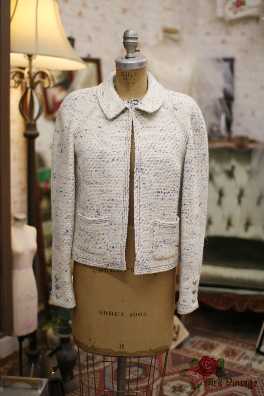 TWEED CHANEL JACKET FROM 2003 CRUISE COLLECTION