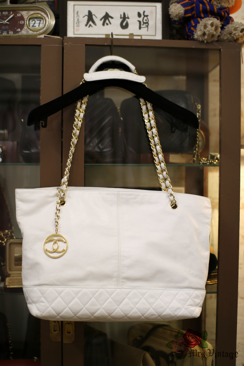 Vintage Chanel White Tote Bag