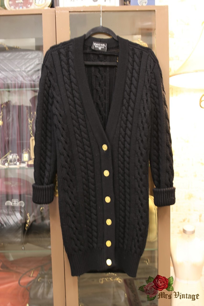 Chanel outlet black cardigan