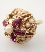 Vintage Sarah Coventry Goldtone Costume Dome Adjustable Ring-Siz