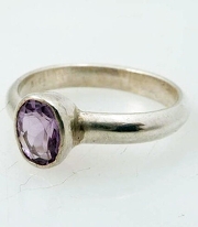 Vintage Peaceful Purple Glass and Sterling Ring Sz 7