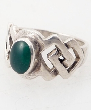 Vintage Celtic Knots and Green Glass Ring-Size 6