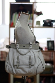BE & D Perry Satchel Purse Bag Handbag Tote in White Cal