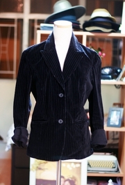 Eve Of Eden Velvet blazer size L