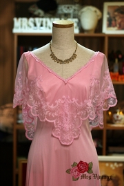 1970s Pink Lace Capelet Evening Dress Sz S/M
