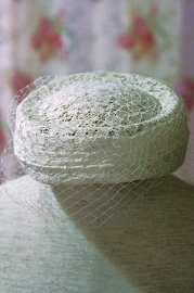 Vintage 1960s White Bridal Hat With Veil Pillbox
