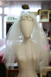 1960s Bridal Hair Fascinator with Veil