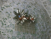 Vintage Sparkling Rhinestone and vintage pearls Hair Comb