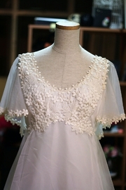 1960's Vintage White Floral Dress (Size M/L)