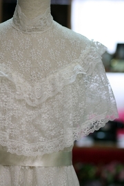 1970's Vintage Victorian White Lace Wedding Dress Gown