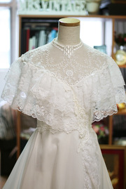 1970s Capelet Lace Wedding Dress