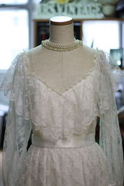 1970s Tiers of Lace & Romance Wedding Dress