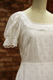 1970s White Cotton Soft Eyelet Wedding Dress Princess Style Sz S