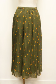 Vintage Green with Yellow Hot Pepper Pattern Skirt Cutest