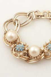 Vintage Major Goldtone Chain Bracelet with Big Faux Pearl and Tuquoise Accents