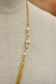 Vintage Goldtone and Faux Pearl Necklace