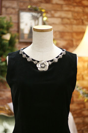 Vintage 1980s Velvet Black Dress with a Silver Brass Flower Necklace Attach Sz S/M