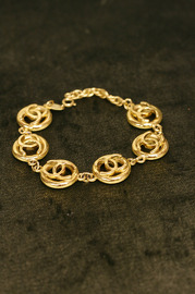 Authentic CHANEL Vintage CC Logos Medallion Chain Bracelet Gold-Tone
