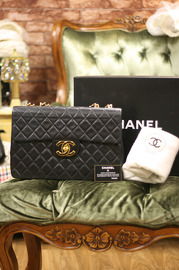 Chanel Vintage Maxi Jumbo XL Black Quilted Lambskin Leather Shoulder Bag Full Set RARE