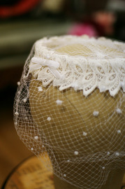 1960s Fabulous White Lace PillBox Veiled Hat with Cutest Bows