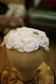Vintage 1970s Floral Fascinator Bridal Hat