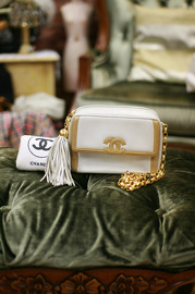 Vintage Chanel White Brown Quilted Leather Fringe Shoulder Mini Bag RARE