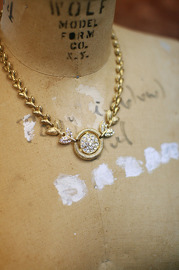 Vintage Golden Chain of Laurel Leaves Rhinestone Sparkle Necklace Beautiful