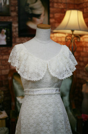 1970s Deep Ivory Crochet Lace Wedding Gown